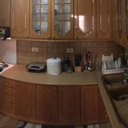 بيت ضيافة Hashorva Gjirokastër